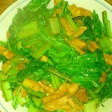 収穫した小松菜と大豆ミート　生姜炒め♪